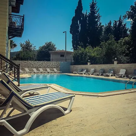 Hotel Dinara Garden